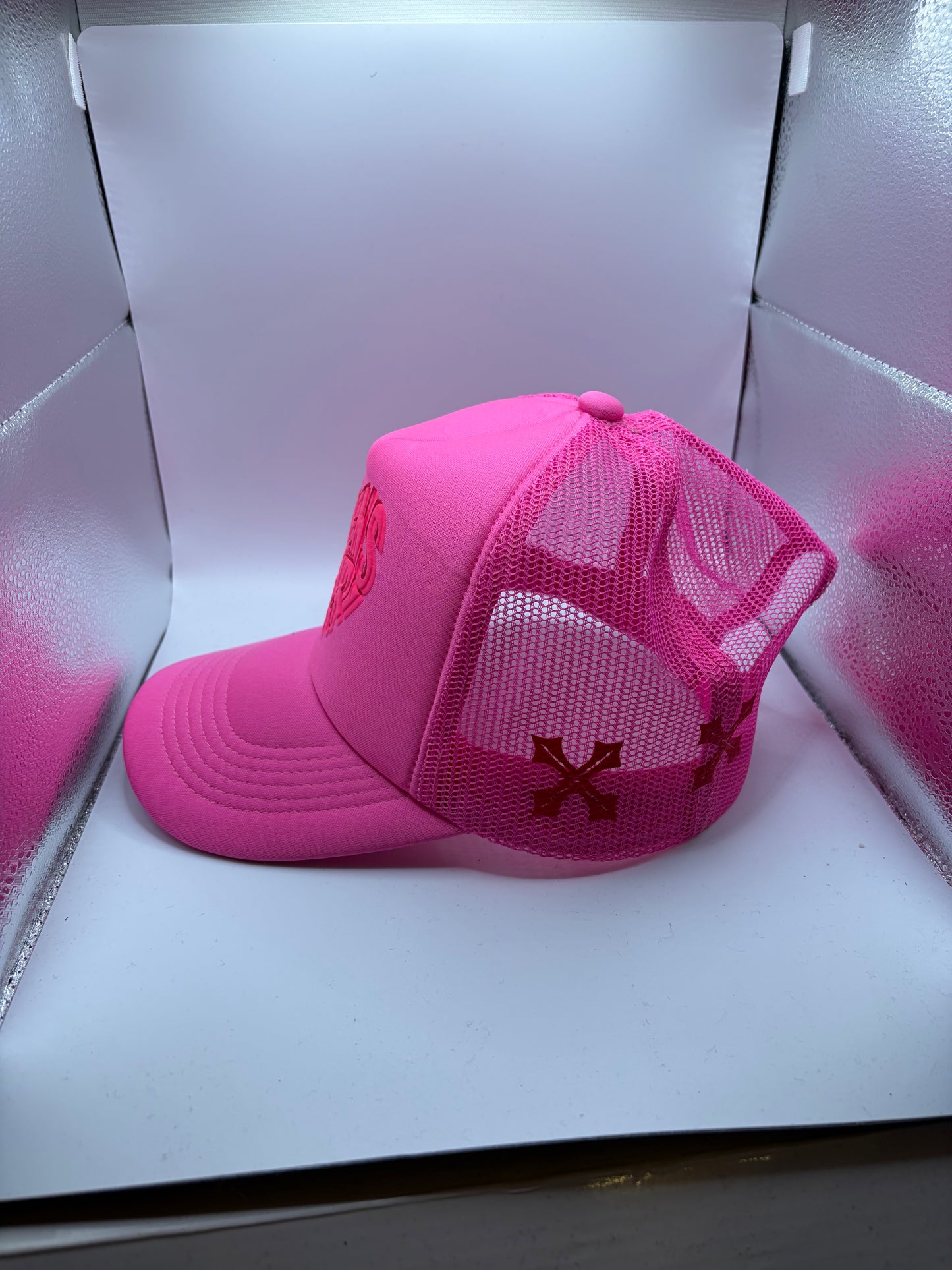 Haven Star Trucker – Pink & Blue Puff