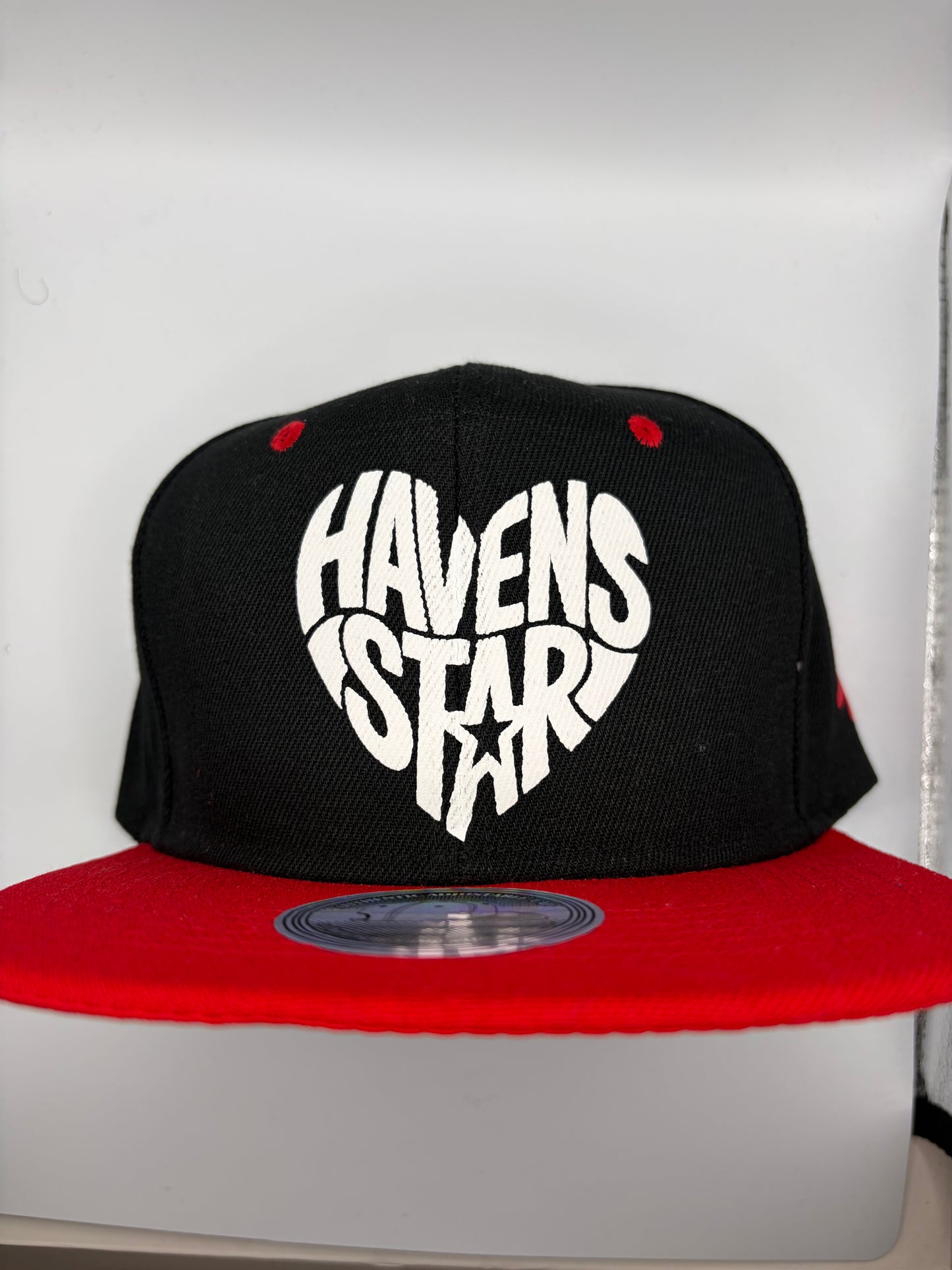Haven Star Snapback – Black Red Beak