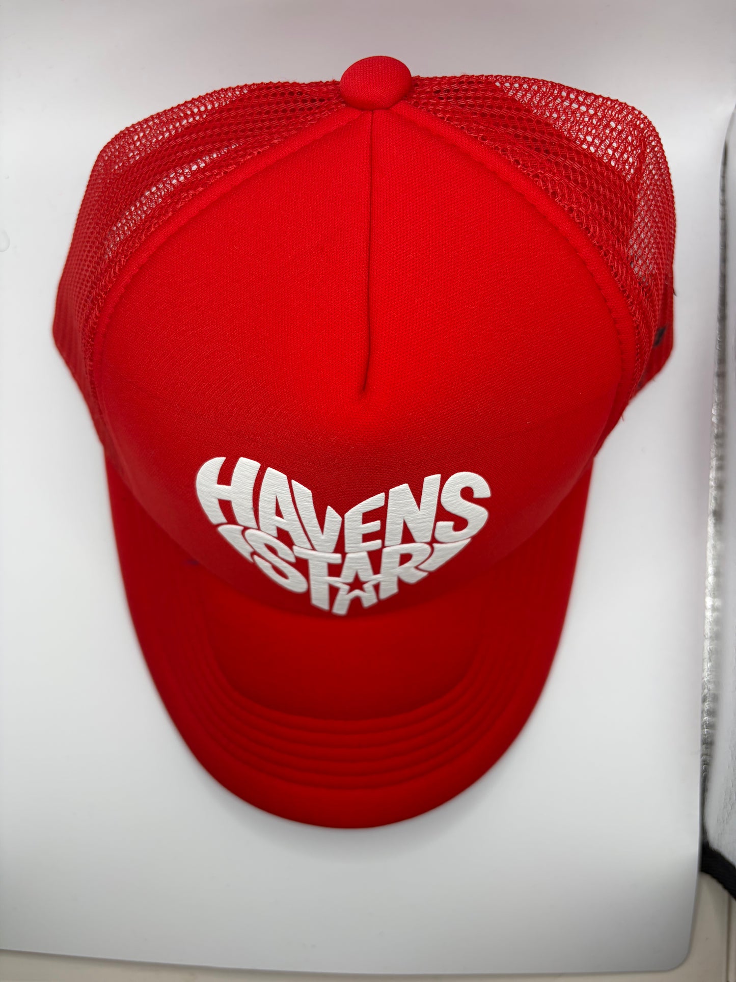 Haven Star Trucker – Red & Black Rubber
